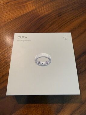 Oura ring 4 white ceramic